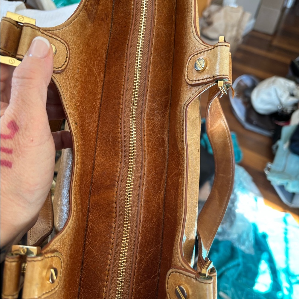 Tory Burch Bombe Glazed Leather Tote in Royal Tan EUC - Picture 13 of 16